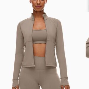 TnaLIFE™ Relay Zip-Up